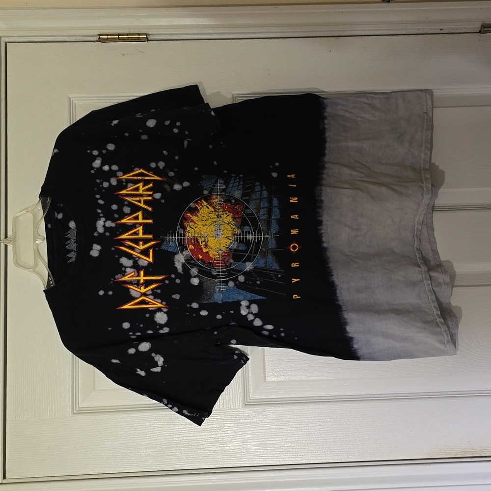 Def Leppard Dip Bleach/Tie Dye T-shirt - Mens Size XL